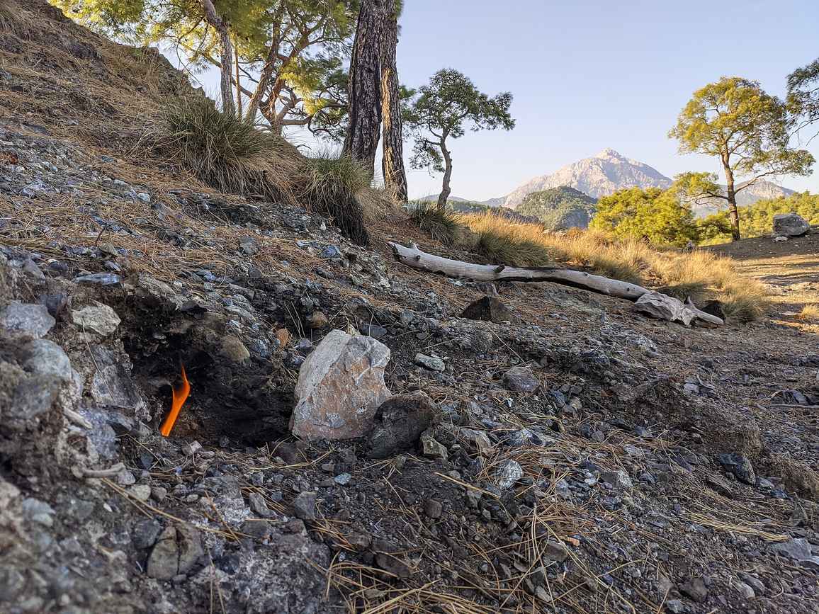 Olimpos ve Çıralı'nın çakıl plajı ve berrak Akdeniz suları